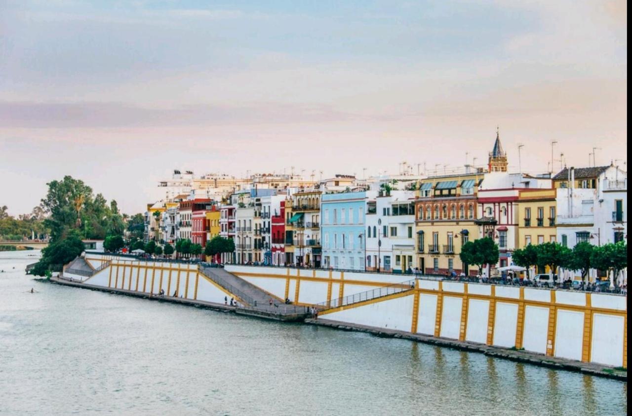 Sevilla Triana Jacuzzi Exterior foto